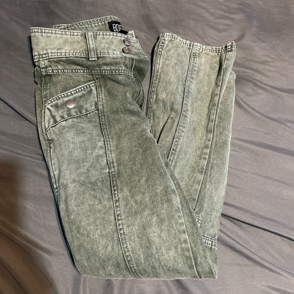 bdg cargo jeans from urban outfitters. size w24